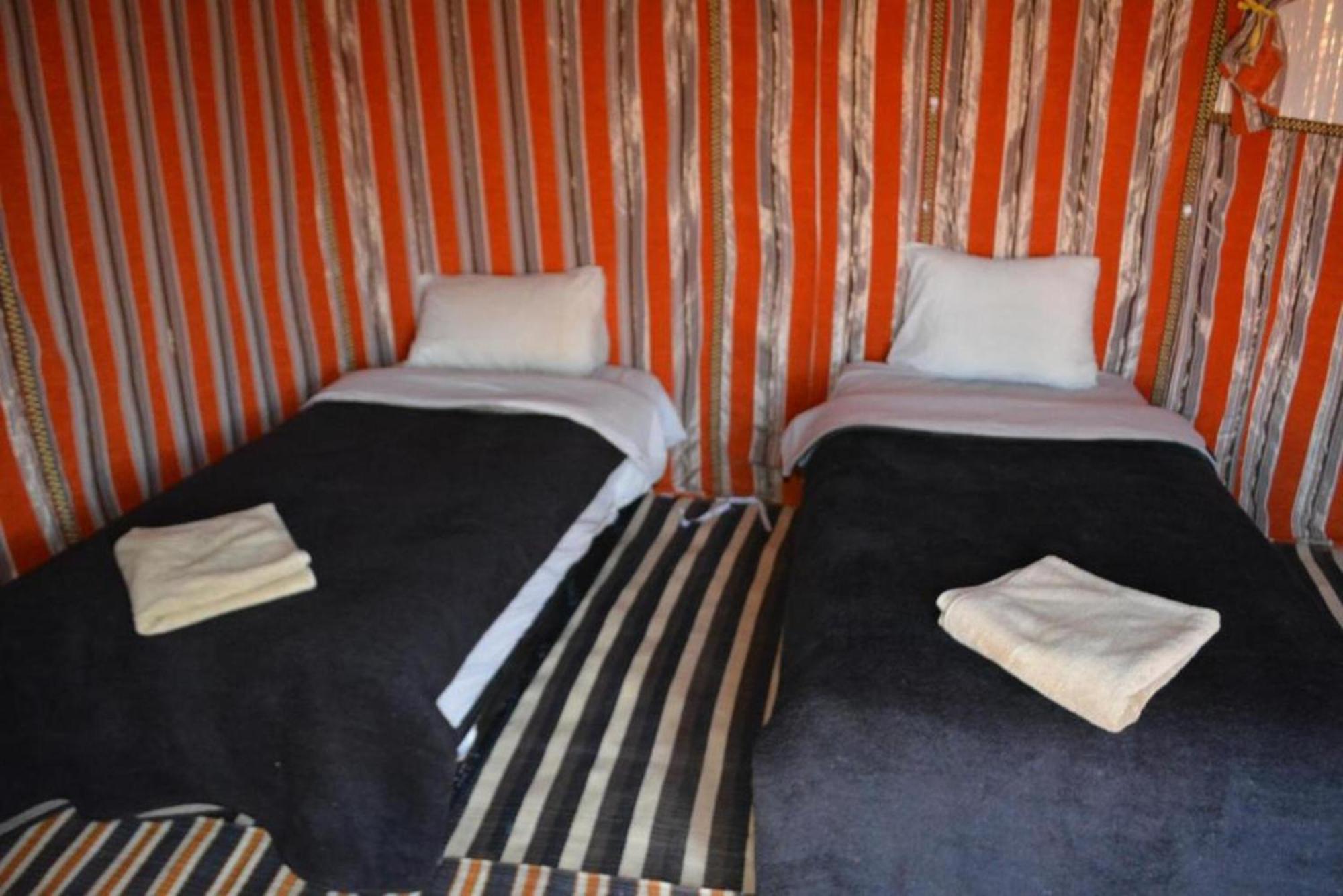 Camel Trekking Desert Camp مرزوكة المظهر الخارجي الصورة