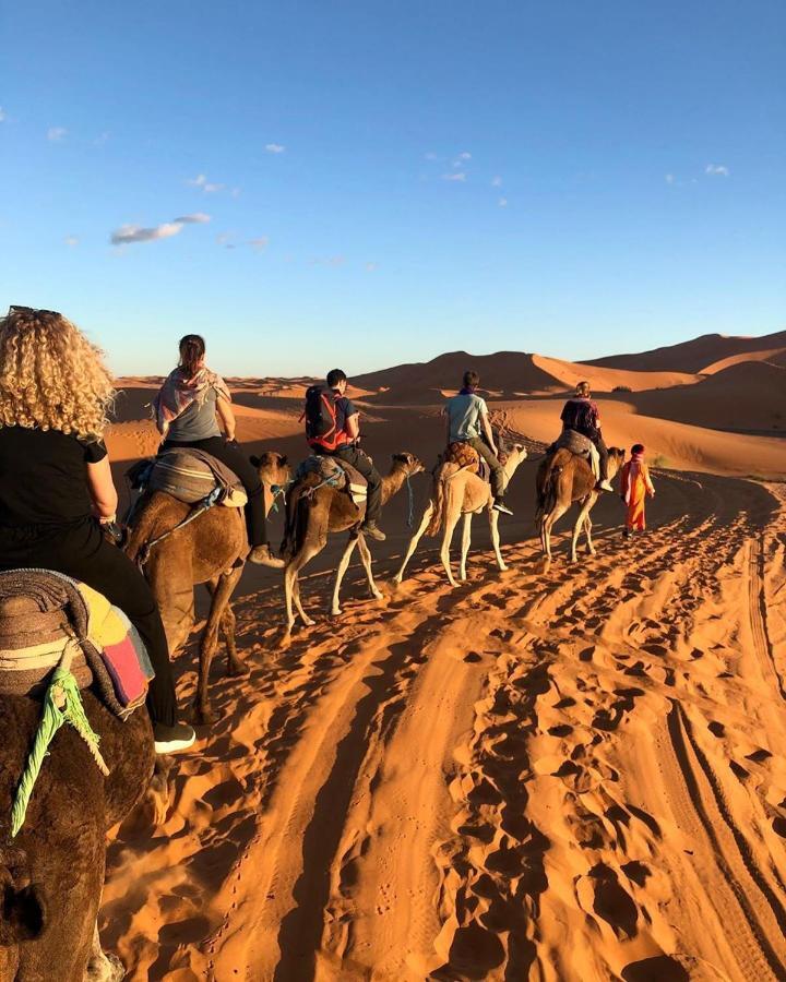 Camel Trekking Desert Camp مرزوكة المظهر الخارجي الصورة